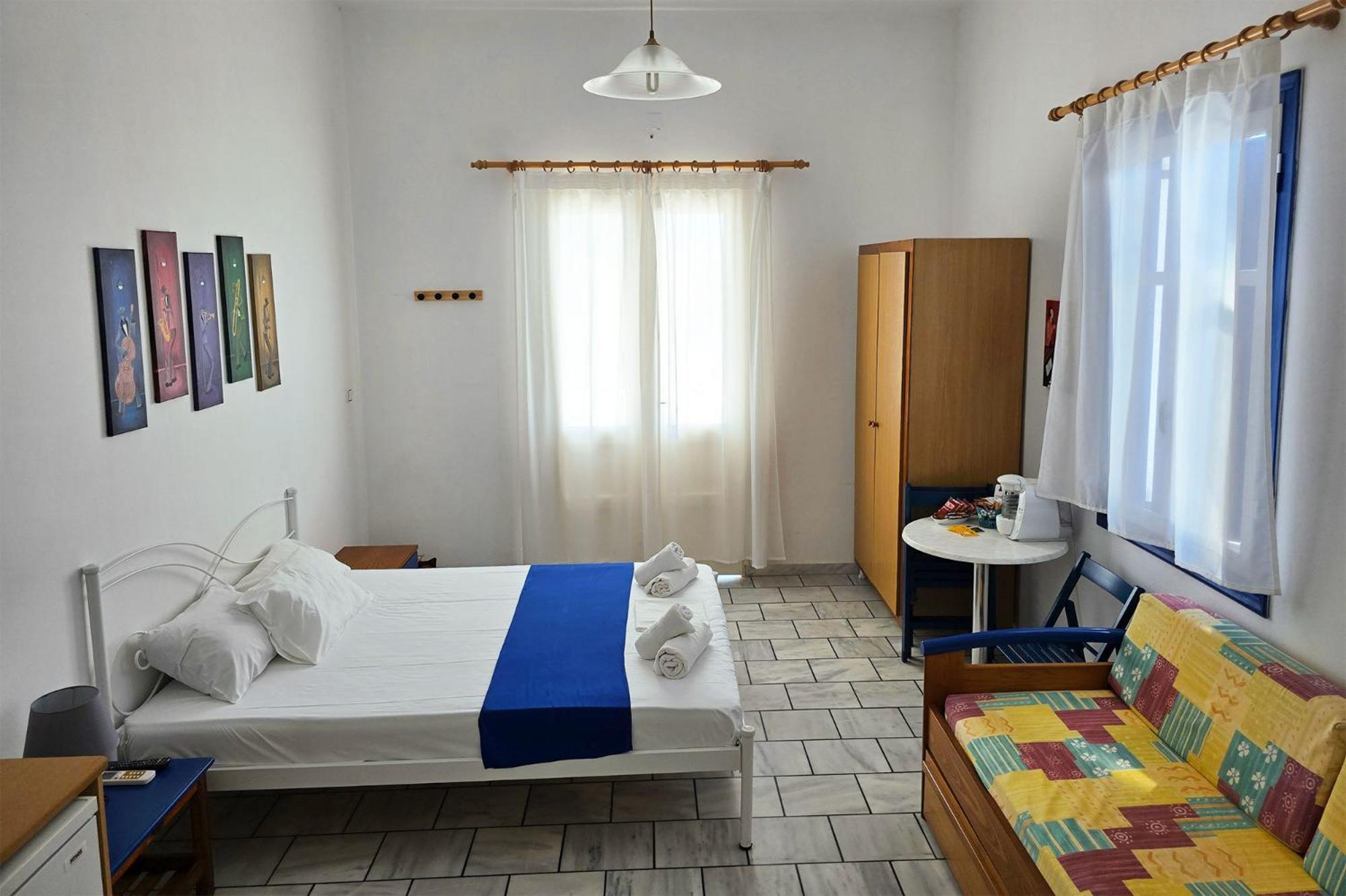 Villa Dolphin Azolimnos Exterior photo